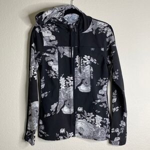 Albion fit floral black grey hooded windbreaker jacket  small
